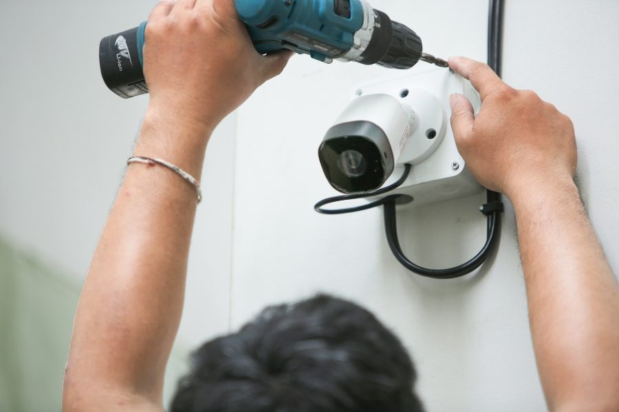 Instalação de câmaras de vigilância