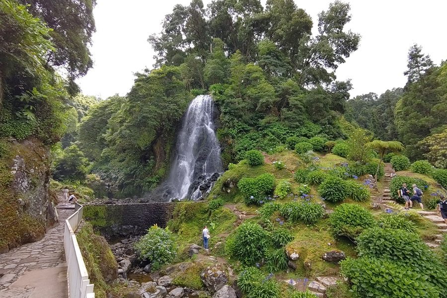 ribeira dos caldeiroes