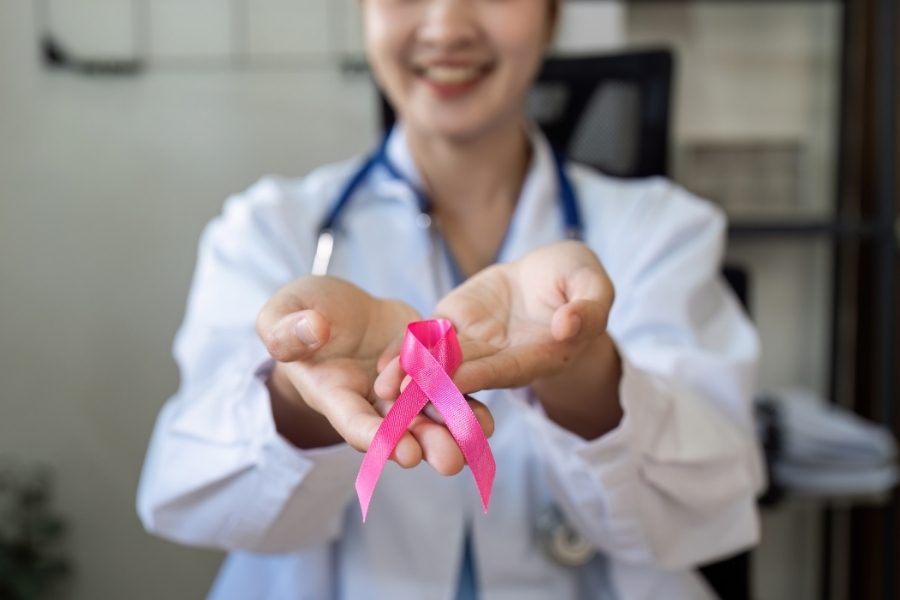 Como o Outubro Rosa impacta a deteção precoce
