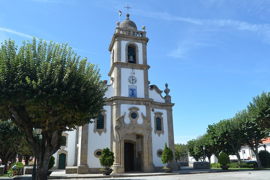 onde fica cinfães