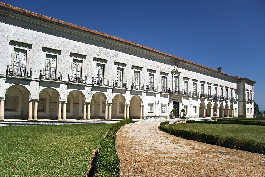 Os jardins do Palácio de São Marcos