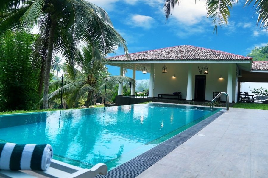 como proteger a piscina